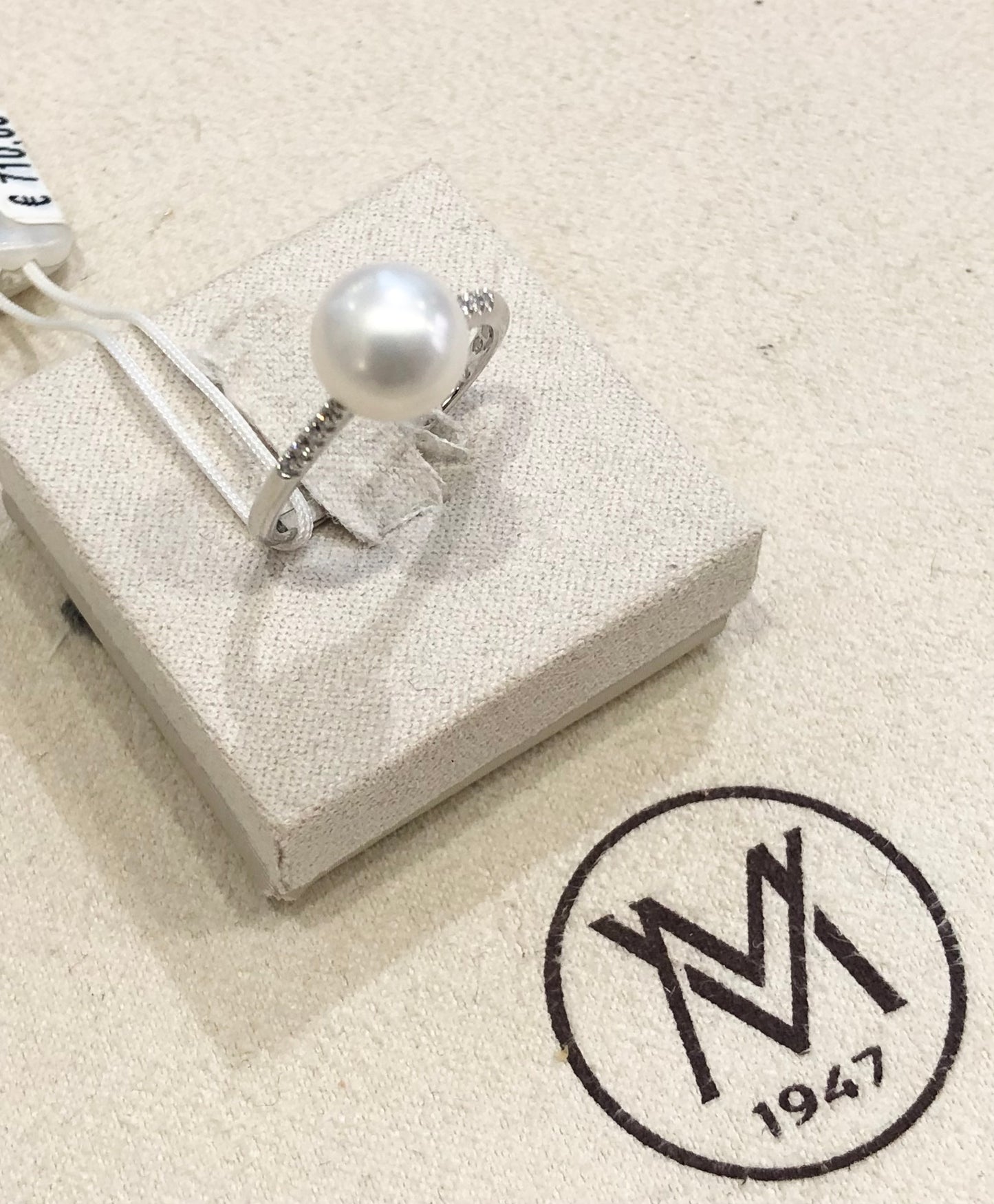 Anello con Perla Coltivata e Diamante in Oro Bianco Mirco Visconti AB896/20C