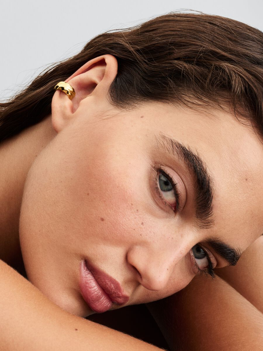 Orecchini Ear Cuff Dune
Placcatura in Oro 14k Pandora 263872C00