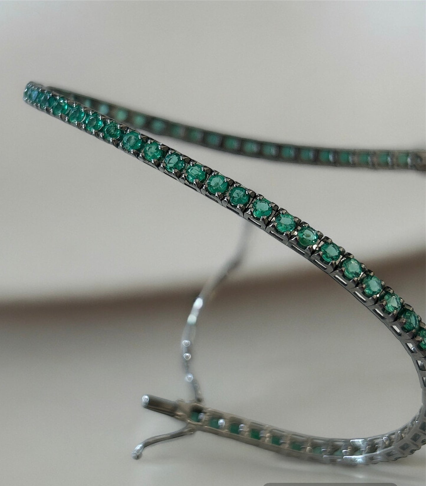 Bracciale Tennis Oro Brunito 18 Kt E Smeraldi Crivelli 329-L1052-H-U