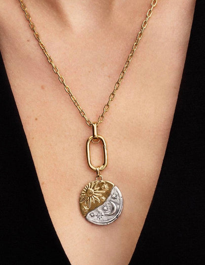 Charm Medallion XL Sole e Luna "Per Aspera Ad Astra" Pandora 764806C01