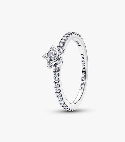 Anello Stella Luminosa con Pavè Pandora 194959C01