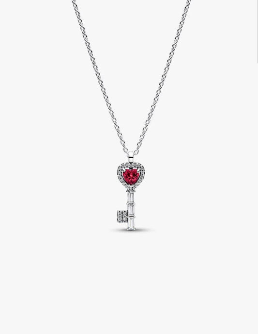 Collana Chiave con Cuore Rosso
Argento Sterling 925 Pandora 394392C01-45