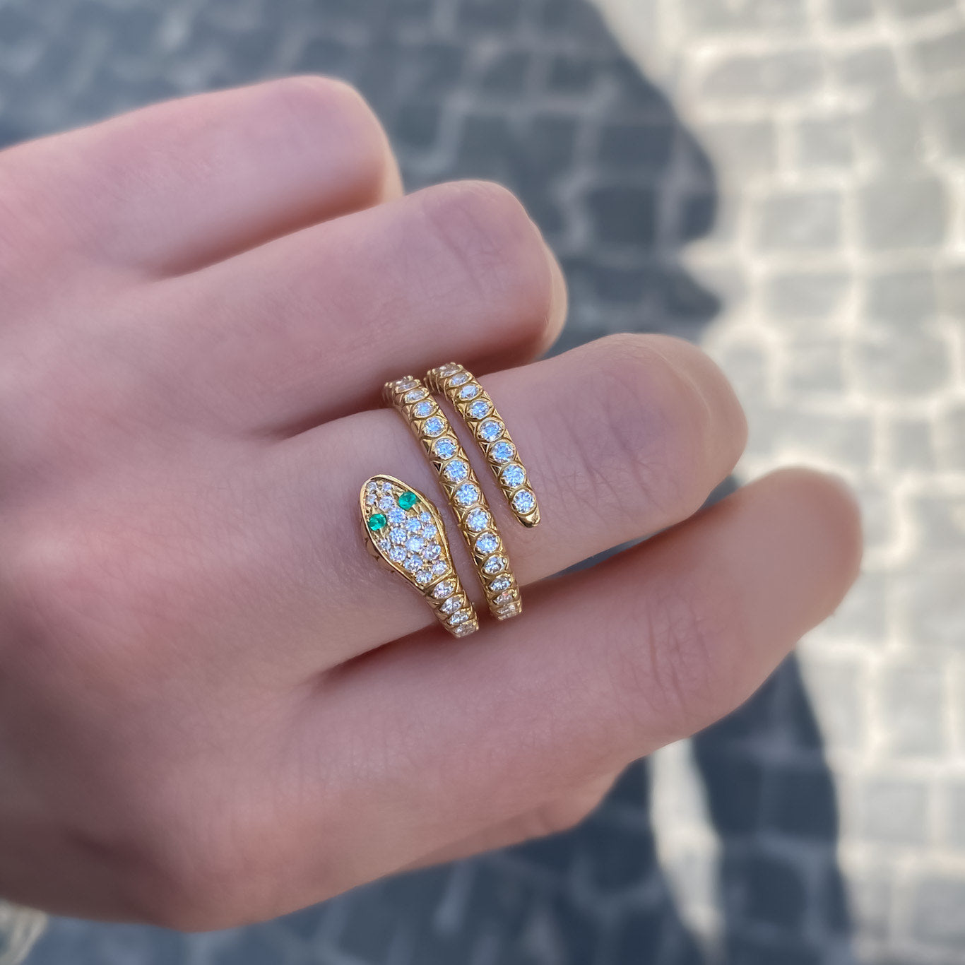 Anello Triple Serpente Oro Rosa 18 Kt, Diamanti E Smeraldi Crivelli 000-5702NS