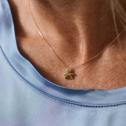 Ciondolo i Tesorini Big con Sagoma Bimbo e Catena in Oro Giallo 18 kt Le Bebè LBB900
