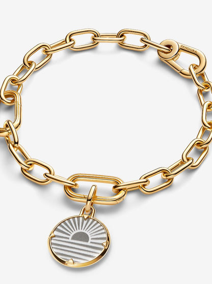 Charm Medallion Alba Pandora ME
Placcatura in Oro 14k 763859C01