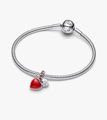 Charm Pendente Doppio Cuore Vetro di Murano Rosso
Argento Sterling 925 Pandora 794429C01