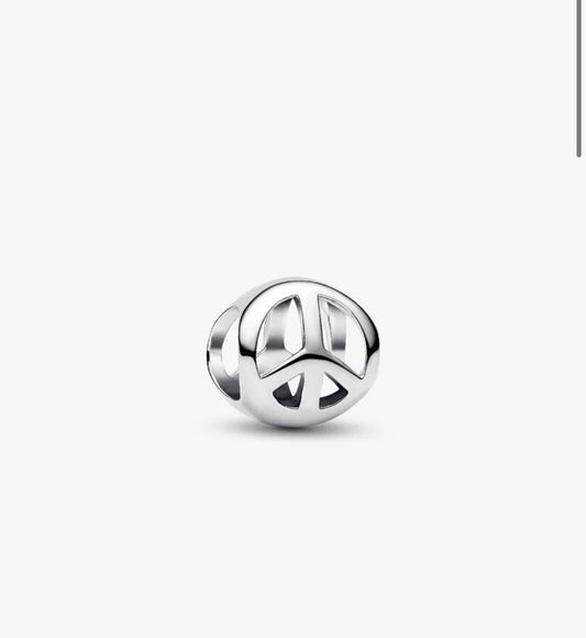 Mini Charm Simbolo della Pace
Argento Sterling 925 Pandora 794512C00