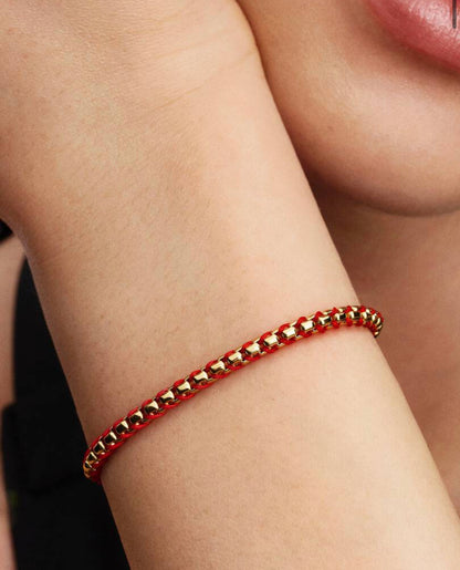Bracciale Intreccio Tessuto Rosso Finitura in Oro Pandora 563816C01