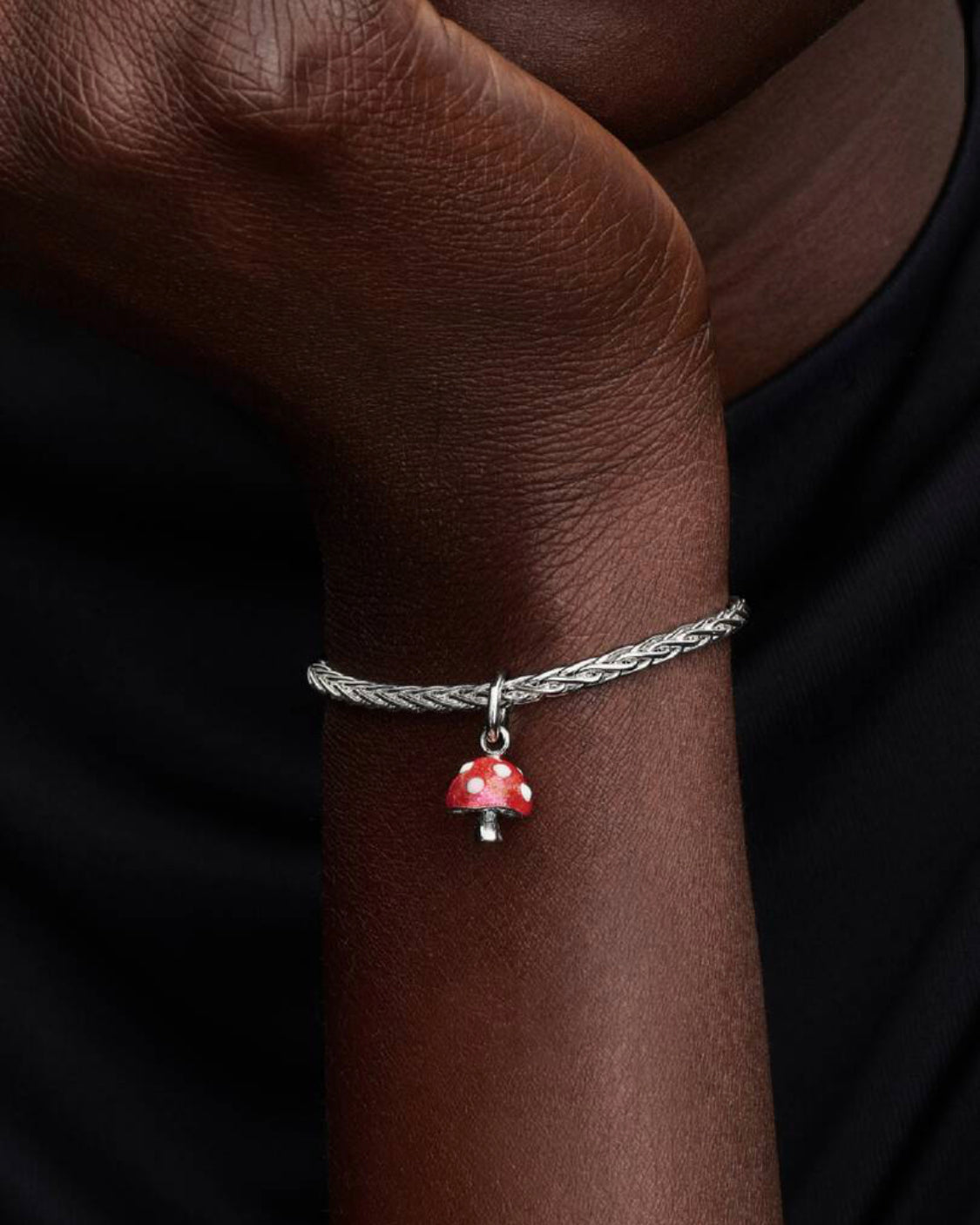 Charm pendente a fungo che brilla al buio Argento sterling Pandora 794376C01