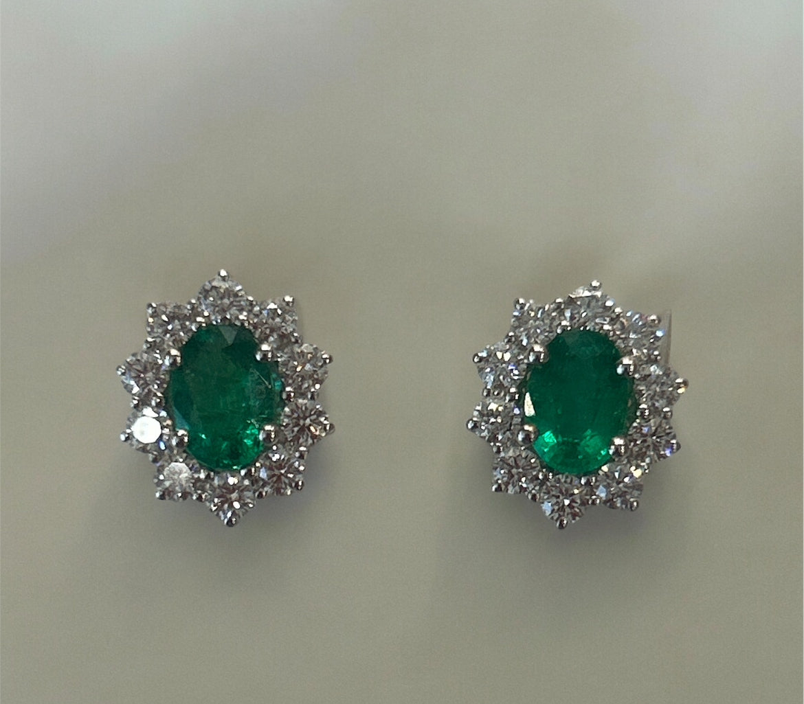 Emerald Earrings in 18 Kt White Gold and Diamonds 024-B0530B