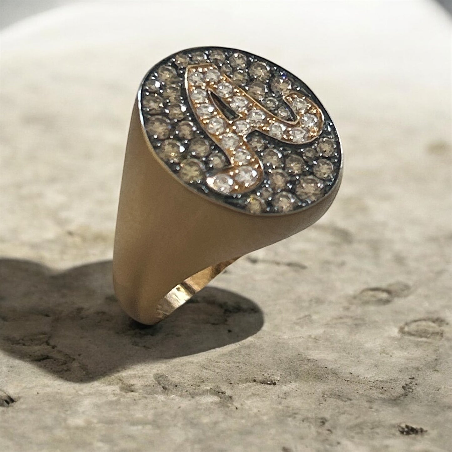 Anello Iniziale A Oro Rosa Satinato 18 kt E Diamanti Brown Crivelli 303-334-A