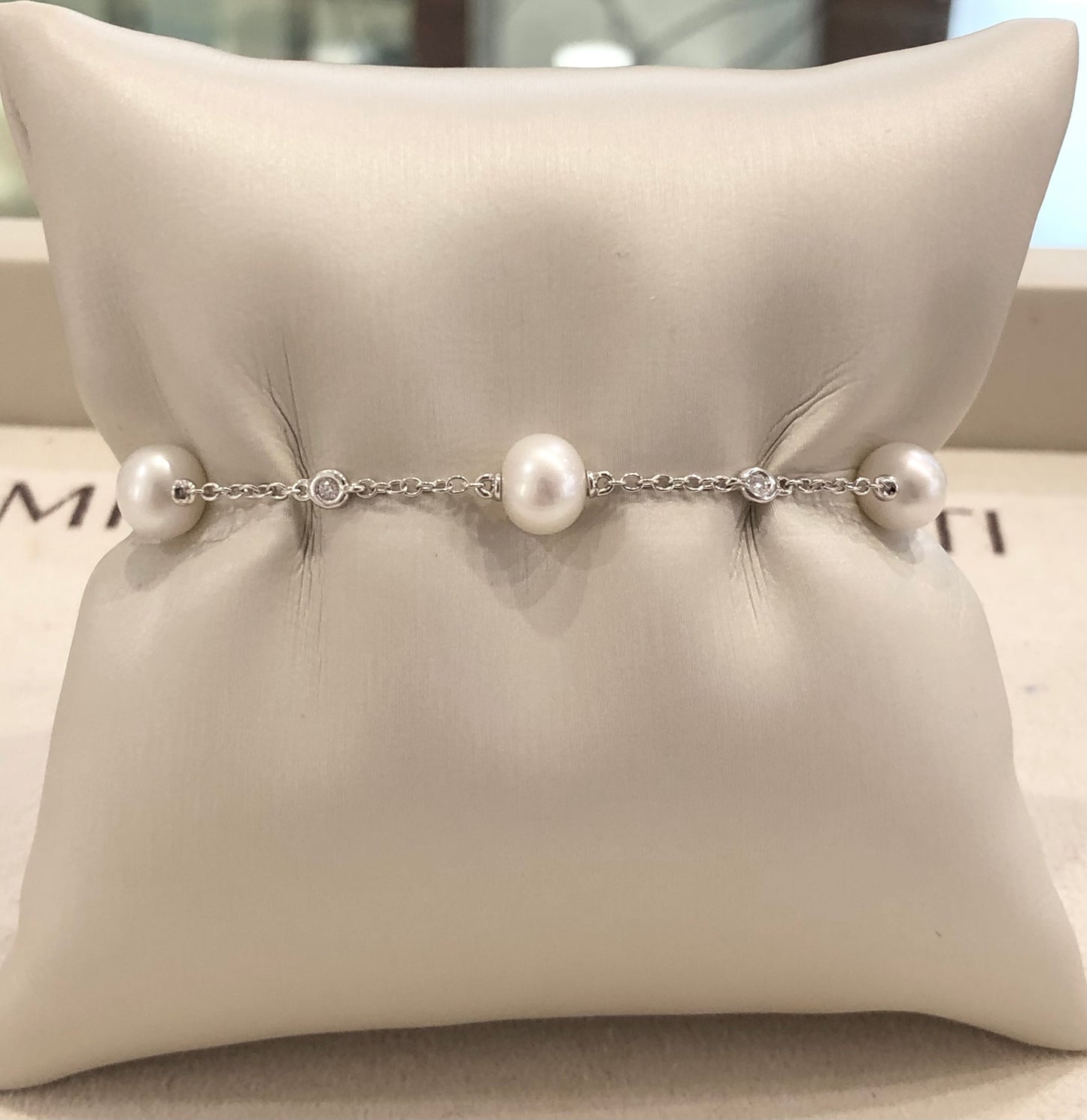 Bracciale con Perla Coltivata e Diamante in Oro Bianco Mirco Visconti AB310/10