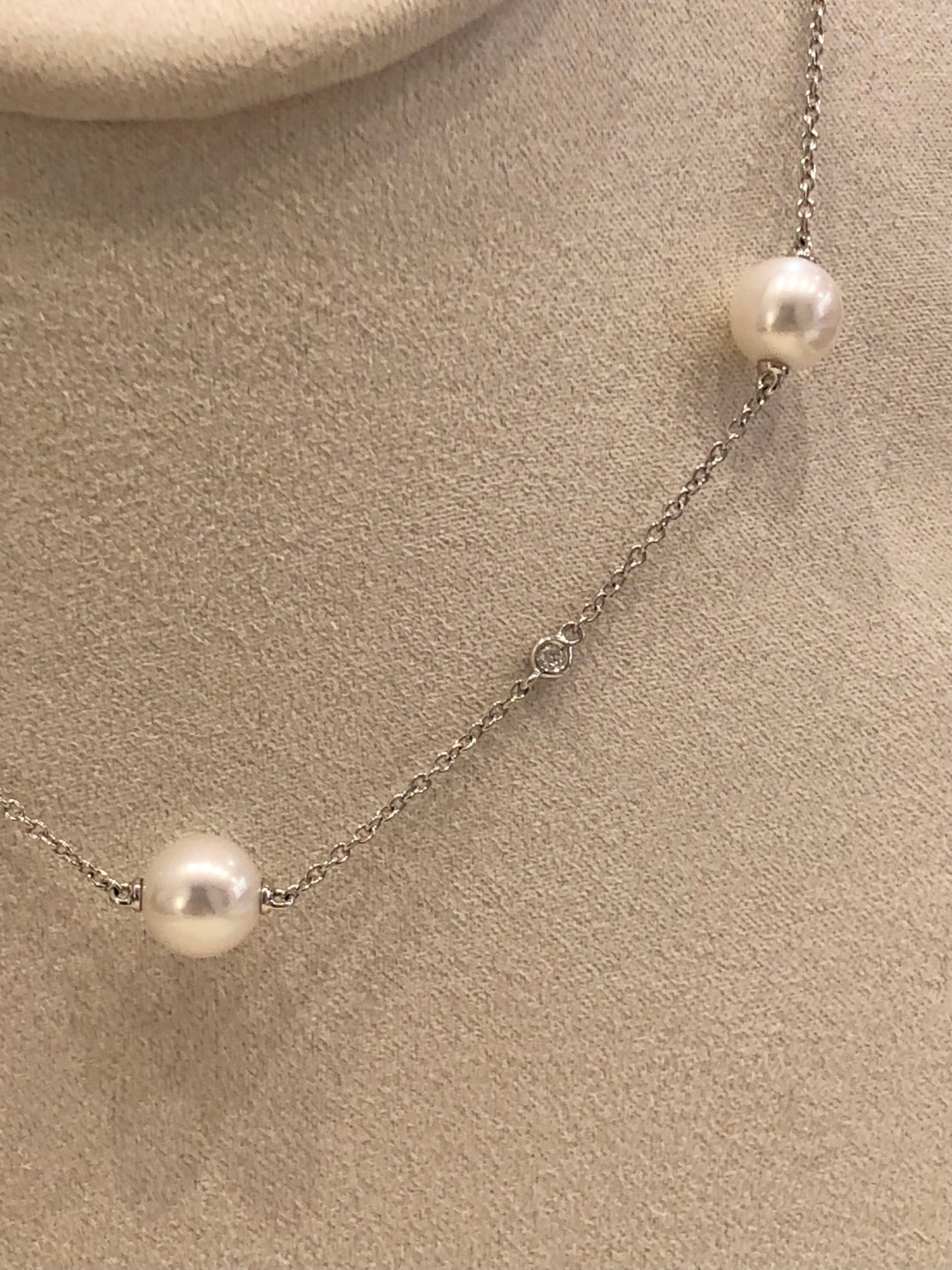 Girocollo con Perle e Diamante in Oro Bianco Mirco Visconti AB450