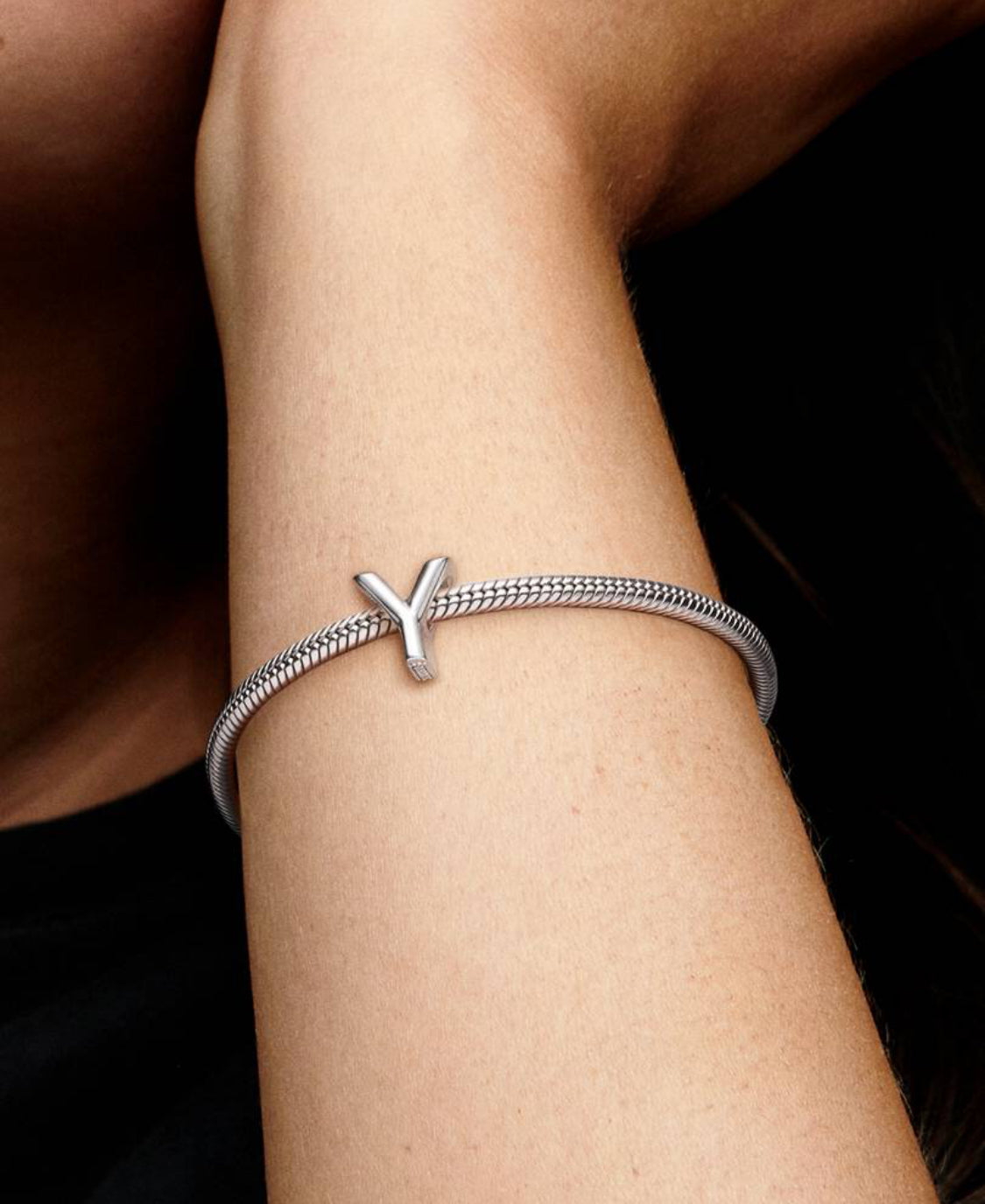 Charm Lettera Y Pandora 797479