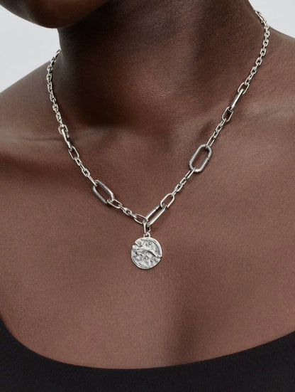 Charm Medallion Delfino "Audaces Fortuna Iuvat" Pandora 794807C01