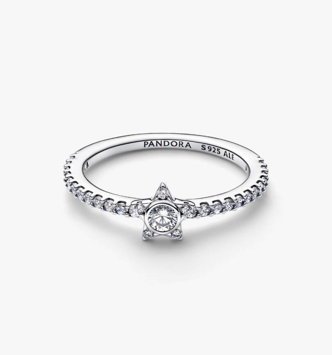 Anello Stella Luminosa con Pavè Pandora 194959C01
