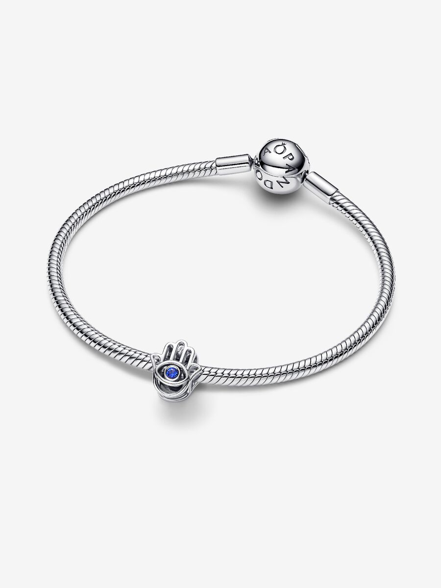 Charm Openwork Mano di Fatima Pietra Blu
Argento Sterling 925 Pandora 794062C01