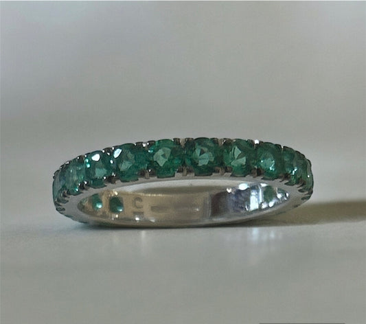 Riviera Emerald Ring 18 Kt White Gold Crivelli 093-R8-M